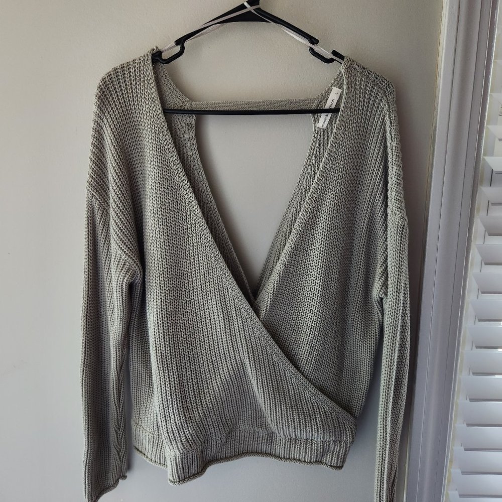 moon & madison Sweater
